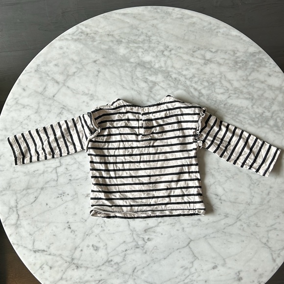 Baby gap navy and white striped long sleeve tee size 18-24 months - Picture 3 of 3